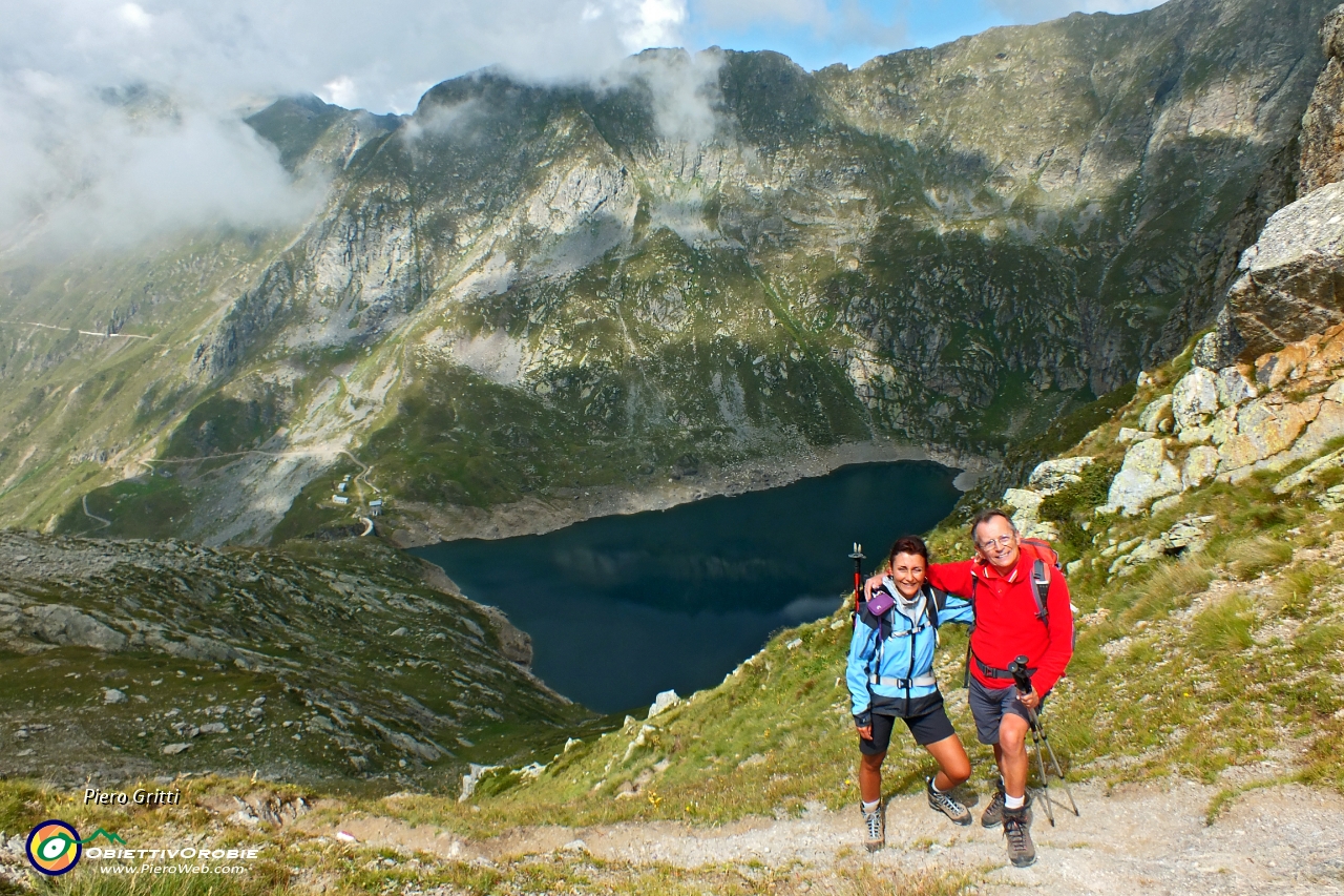 56 Dal Passo della Selletta il Lago del Diavolo....JPG